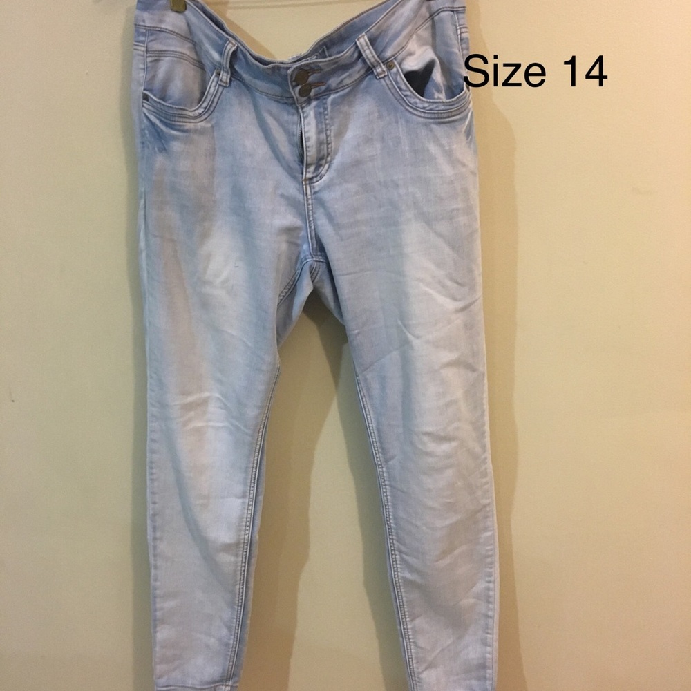 Jeans